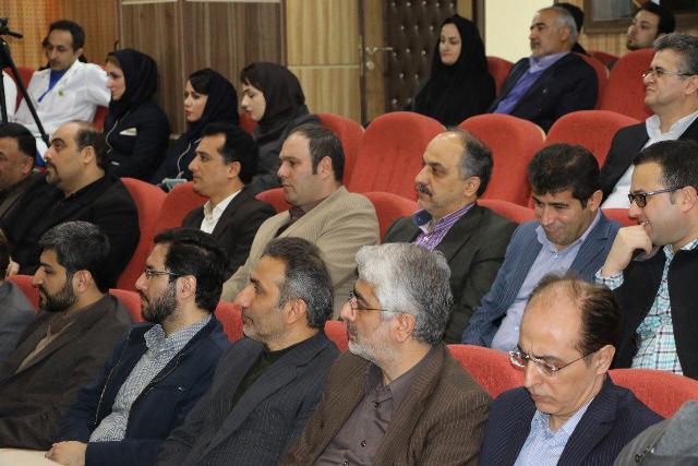 شهردار،رئیس و اعضای شورای اسلامی شهر لاهیجان در مراسم شروع بکار بیمارستان میلاد شرکت کردند.